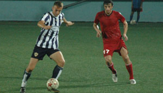 FƏRHATOVİÇİN 2-Cİ QOLU <img src=http://www.qarabagh.com/img/pics/4190.jpg border=0>