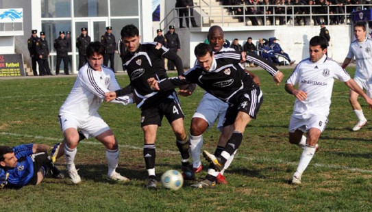 `Qarabağ` - `Karvan`. Növbəti əzmkar qələbə -  3:2. CANLI 