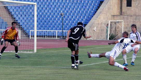 `Qarabağ` `Olimpik-Şüvəlan`ı 2:1-lə keçdi