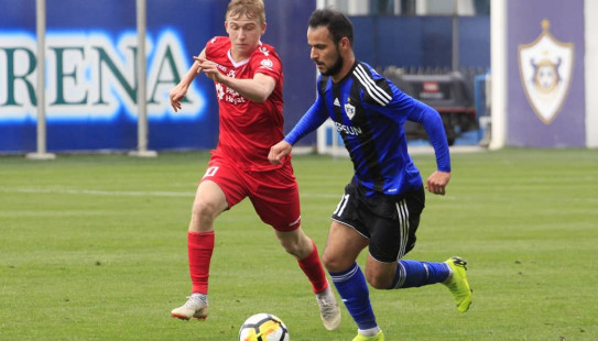 Coşqun Diniyevlə yollar ayrıldı