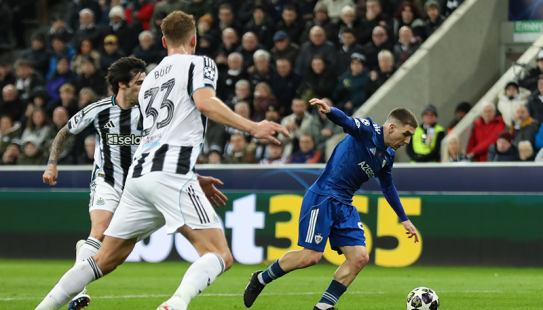 “Sent Ceyms Park”da 5 qol