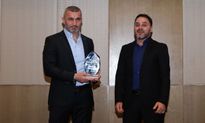 Qurban Qurbanov 15-ci dəfə ən yaxşı baş məşqçi seçildi 