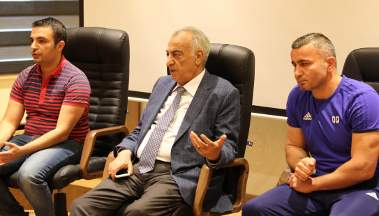 Abdolbari Goozal komandamızla görüşdü