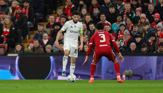 Liverpulda 6 qollu oyun