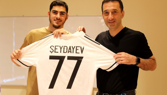 Qarabağ FK signed a contract with Ramil Sheidaev